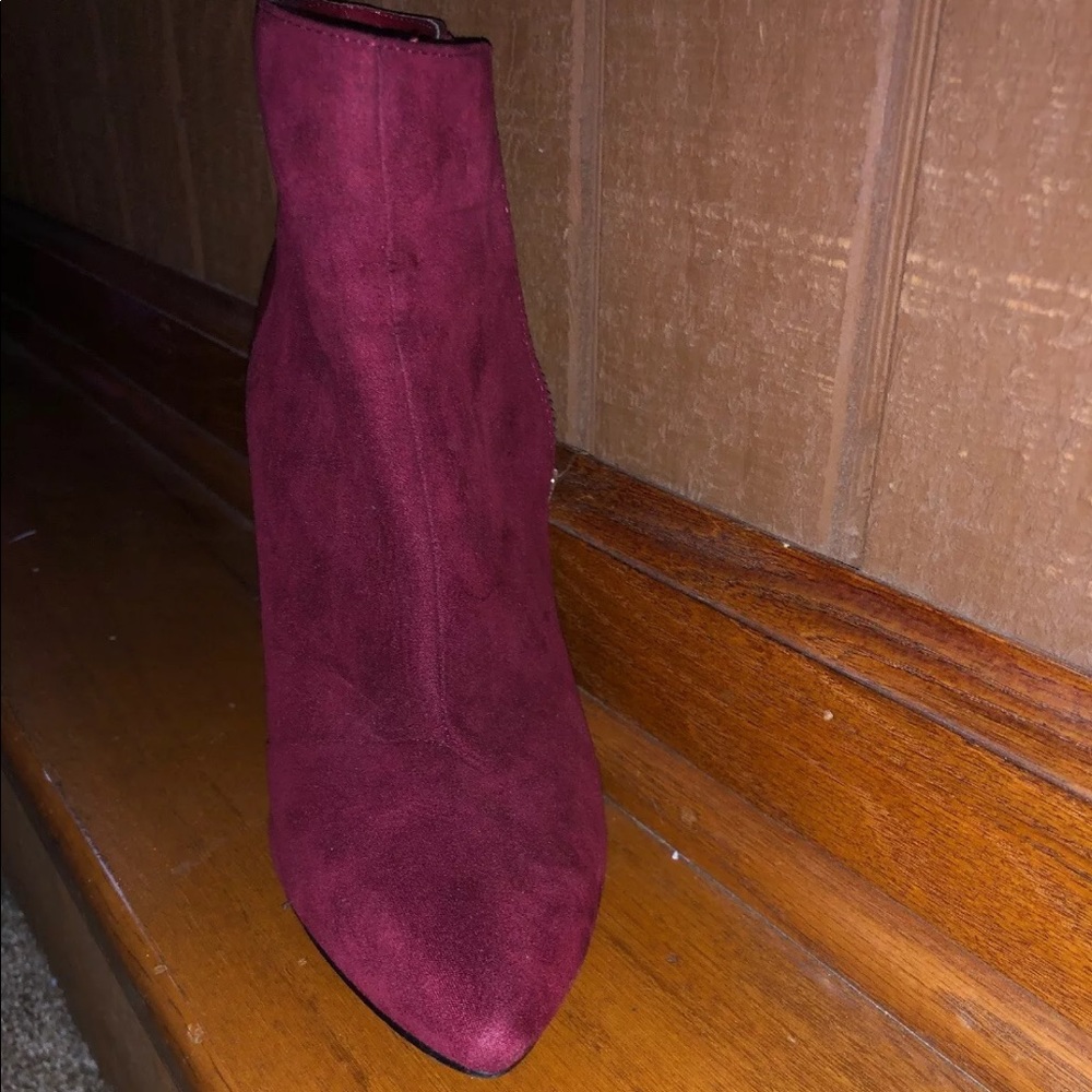 Shoes - Picture 3 of 3